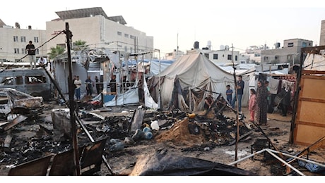 Guerra, ultime notizie. Nuovo raid Idf su centro distribuzione aiuti a Jabalia, 10 morti e 30 feriti