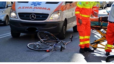 Ciclista di Reggio Calabria muore travolto da camion dei rifiuti