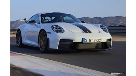 Nuova Porsche 911 GT3, caratteristiche, prestazioni e prezzo