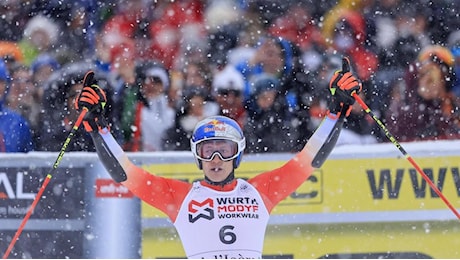 Marco Odermatt trionfa nel gigante di Val d'Isere, quarta vittoria consecutiva