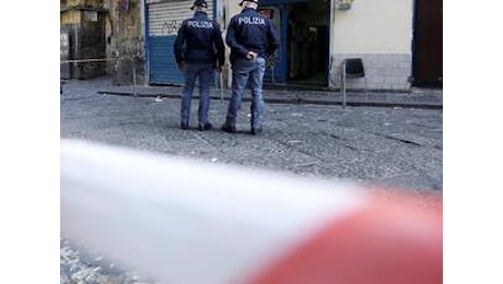 Ucciso e dato alle fiamme a Napoli, l'amico 16enne confessa: 'Me lo hanno ordinato i grandi'