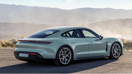 Audi e Porsche, le vendite delle elettriche di lusso in caduta libera