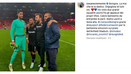 Cesare Cremonini a Liverpool con il suo Bologna: su Instagram le foto allo stadio