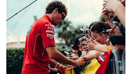 Formula 1, Leclerc nel giovedì del GP Singapore: 'Vogliamo vincere e reagire'. Video