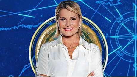 Simona Ventura e l'ennesimo ritorno all'Isola. Da regina a opinionista, storia di un amore naufragato