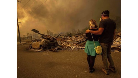 La minaccia silenziosa degli incendi (in California e non solo): il fumo causa danni alla nostra salute fisica e mentale