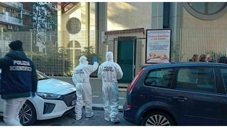 Bimbo morto nella culla termica a Bari, l'autopsia conferma: ipotermia