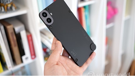 Il nuovo CMF Phone 1 ha una fotocamera a raggi X?