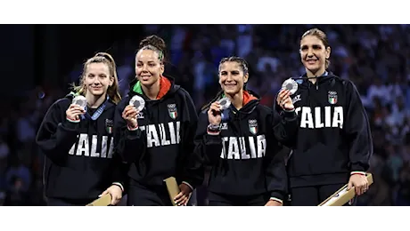 Parigi 2024: argento per la squadra di fioretto con Volpi e Favaretto