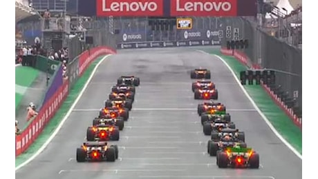 F1, GP Brasile 2024: partenza irregolare, investigati Norris e Russell. VIDEO