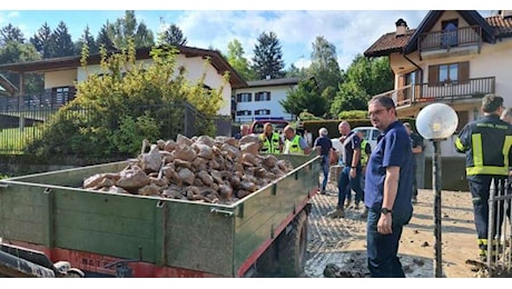 La colata di fango e massi sulle case a Vigolo Vattaro dopo le piogge - Foto