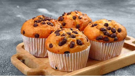 Scopri il segreto per muffin super leggeri in soli 10 minuti con yogurt avanzato! Non crederai ai tuoi occhi!