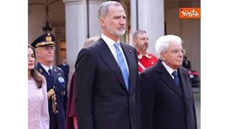 VIDEO: Il picchetto d'onore in Quirinale per il Re Felipe VI di Spagna