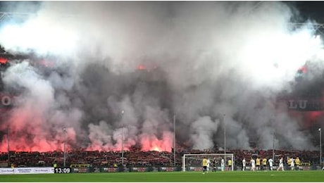 Derby della Lanterna, tre turni a porte chiuse per Genoa e Sampdoria