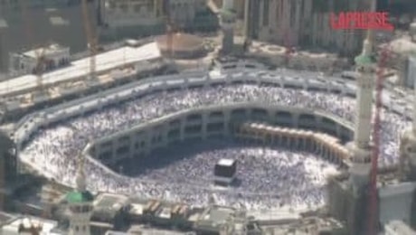 Arabia Saudita, oltre mille fedeli musulmani morti durante pellegrinaggio verso La Mecca