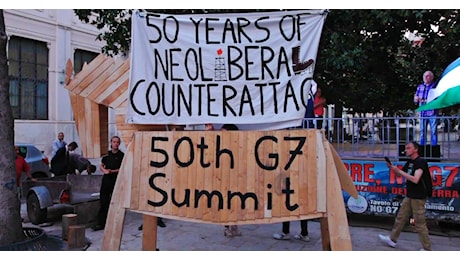 Un cavallo di Troia al G7, la protesta contro i leader della Terra: “Ripaghino il loro debito climatico e coloniale”