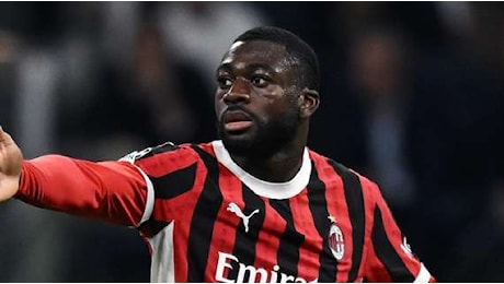 Milan, Fofana: Siamo ancora in lotta per lo scudetto. Derby? Maignan e Theo...