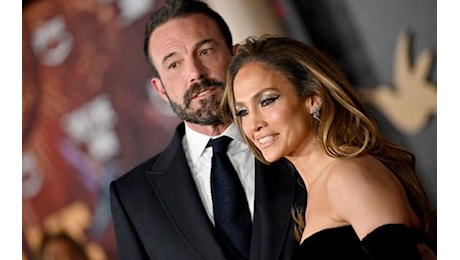 Jennifer Lopez ha tenuto l'anello di fidanzamento di Ben Affleck da 5 milioni di dollari