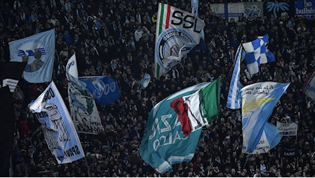 Cori razzisti, le decisione della UEFA dopo Lazio-Nizza: multa e Curva Nord chiusa con sospensione per un anno