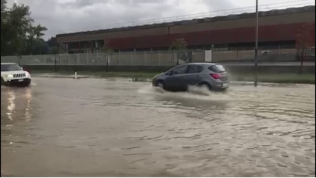 Maltempo, esonda il Genna. Chiusa strada allagata Orvietano