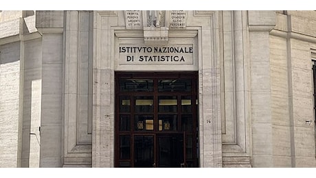 Istat. Il fatturato scende ancora. I consumatori: “Una Caporetto”