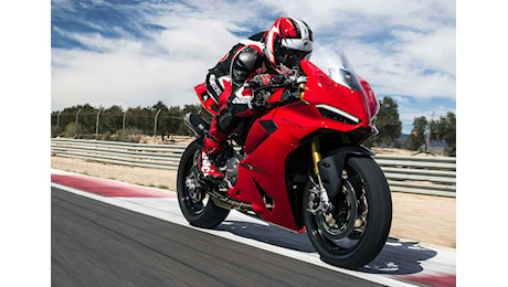 Ducati Panigale V2 2025, supersport superlight