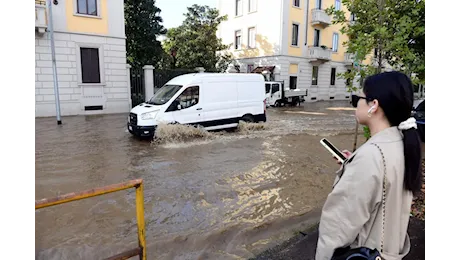 Pioggia e forte vento, la Protezione civile dirama allerta arancione in 4 regioni
