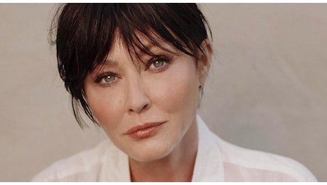 ​Shannen Doherty è morta, l'ex attrice di Beverly Hills 90210 ha perso la battaglia contro il tumore: aveva 53 anni