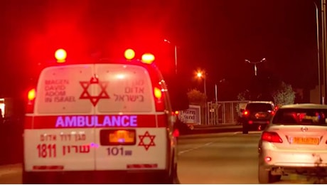 Israele, quattro soldati uccisi da droni di Hezbollah vicino Haifa: a Gaza bombardato un ospedale