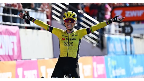 Ferrand-Prevot firma l'impresa al debutto alla Parigi-Roubaix! 2ª Letizia Borghesi, 3ª Wiebes, quattro italiane in top 10