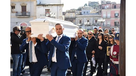 Margaret Spada, le foto dei funerali della ragazza morta a Roma per una rinoplastica