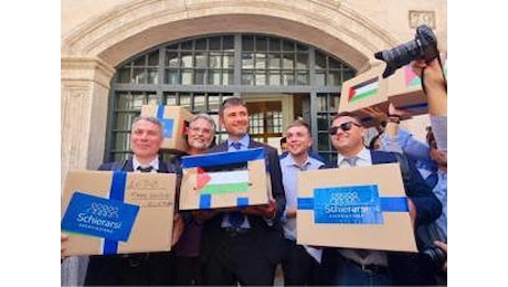 Il 'ritorno' di Di Battista, al Senato con 80mila firme pro - Palestina