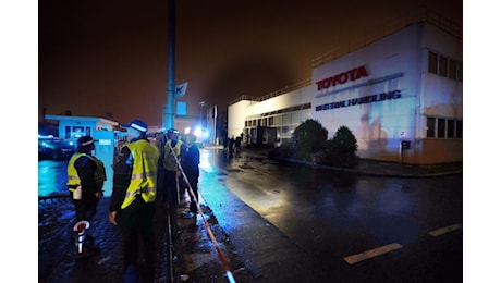 Bologna, esplosione in stabilimento Toyota: 12 gli indagati
