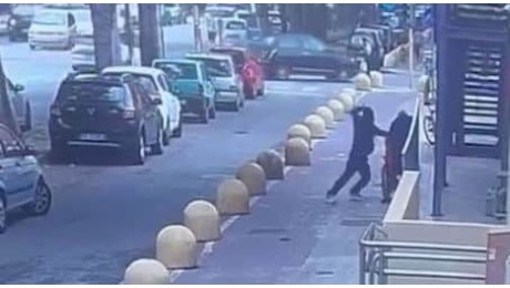 Aggressione a due anziani sul Viale Calabria a Reggio Calabria: le terribili immagini