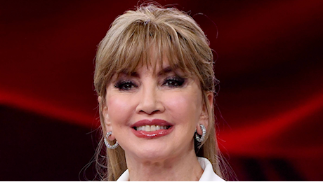 Ballando, Tapiro a Milly Carlucci per il fuorionda di Mariotto. Ma lei minimizza: “Non era rivolto a me”