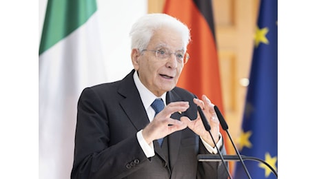 Altolà di Mattarella alle agenzie di rating: Non considerate i 225 miliardi di crediti all’Italia verso l’estero