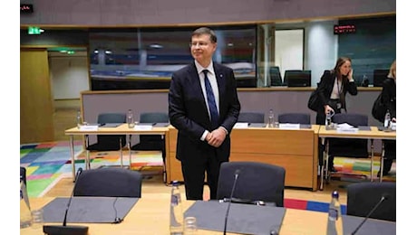 Eurogruppo, dibattito su difesa. Dombrovskis: 'Fondo Ue sarà notevolmente aumentato'