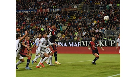 Cagliari-Torino 3-2: i rossoblù si sbloccano in casa dopo un match spettacolare