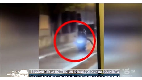 Morte Ramy Elgaml, il VIDEO dell'inseguimento dei carabinieri: il 19enne egiziano sul sedile posteriore in modo acrobatico