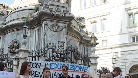 Una città rosso sangue: da Giogiò a Santo le vittime innocenti e la gioventù bruciata