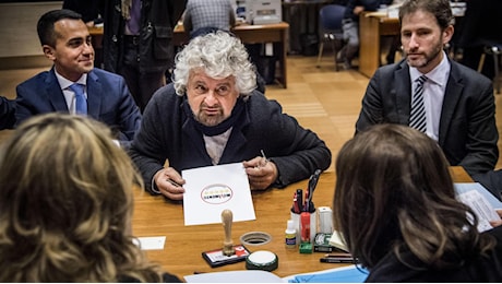 Grillo ora minaccia Conte, pronto a portarlo in tribunale per il simbolo a cinque stelle