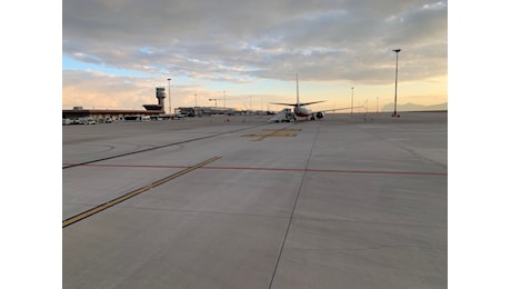 Problemi tecnici all’aeroporto di Palermo per il maltempo. Voli dirottati in vari scali