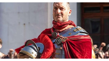 Al Lucca Comics spunta capitan Totti in versione “Gladiatore”