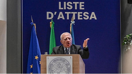 Sanità, De Luca: “Miracolo liste d’attesa”. E sulle Regionali attacca Fico