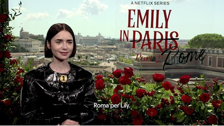 Lily Collins di 'Emily in Paris': Il mio omaggio a Vacanze romane. Ma nessuno sarà mai come Audrey Hepburn