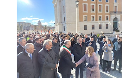 Inaugurata a Roma la “nuova” Piazza Pia. Meloni: “Non è un miracolo, è il metodo Giubileo”