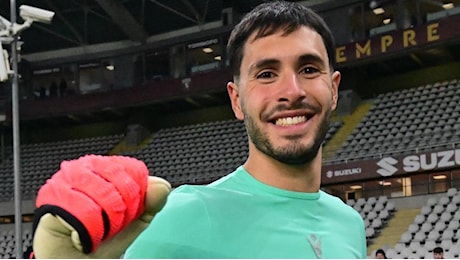 Il portiere ha messo i suoi guanti sul sesto ’clean sheet’ in campionato: Bello giocare con Lucumi e Beukema, ma il merito è di tutti». Ravaglia: Gli avversari adesso ci temono»