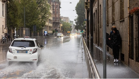 La pioggia manda sott’acqua Milano: attivata la vasca del Seveso, allagamenti a Ponte Lambro