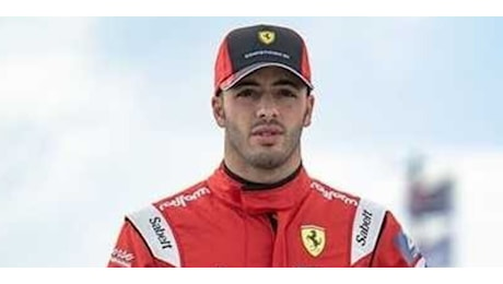 Il calabrese Antonio Fuoco potrebbe essere al volante della Ferrari nel Gran Premio di Abu Dhabi