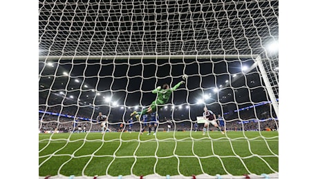 Grazie Gigio: Donnarumma eroe della Champions, salva il Psg con tre miracoli